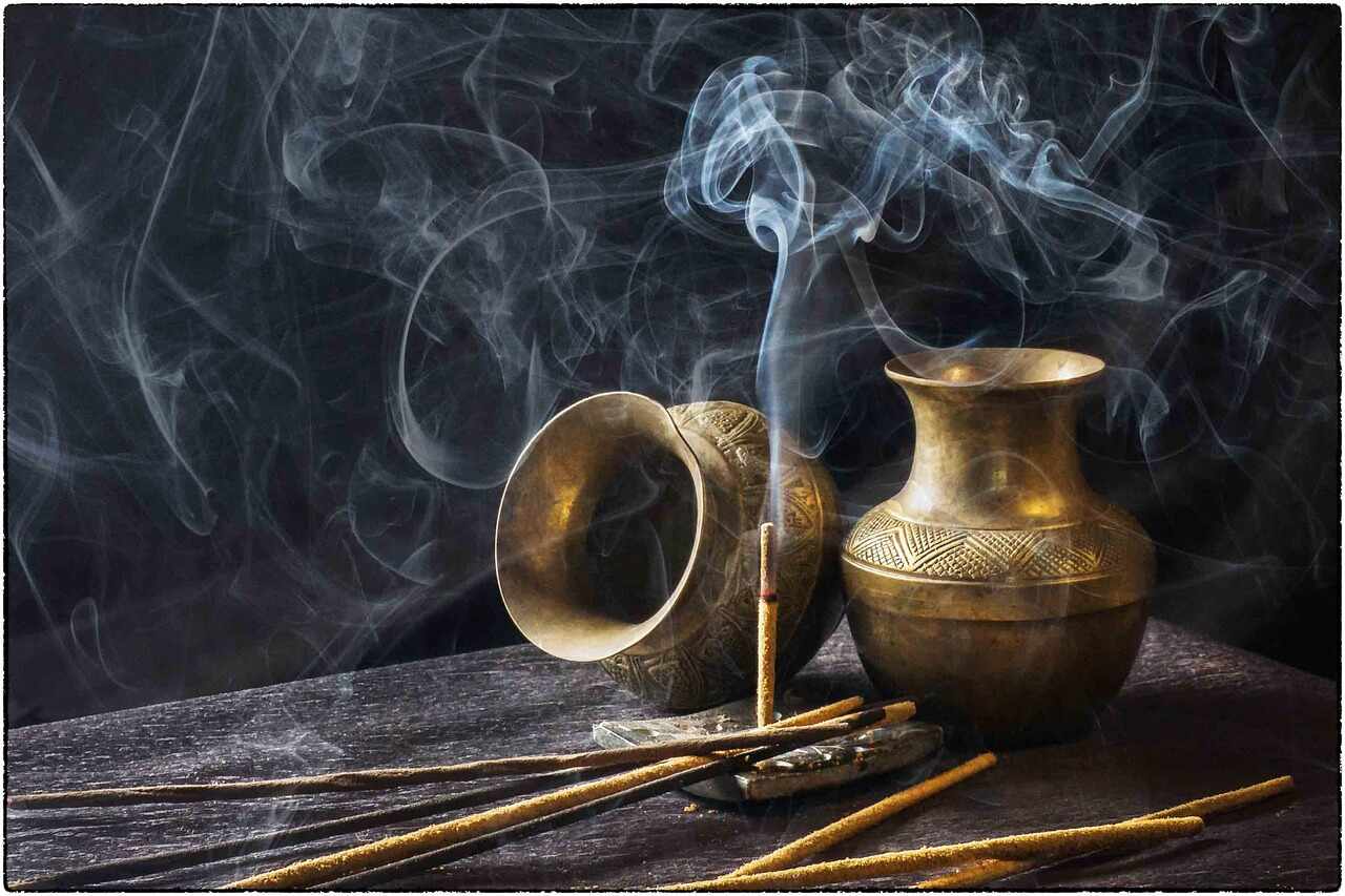 线香粘粉比例多少合适先看香灰能否自然断成三截