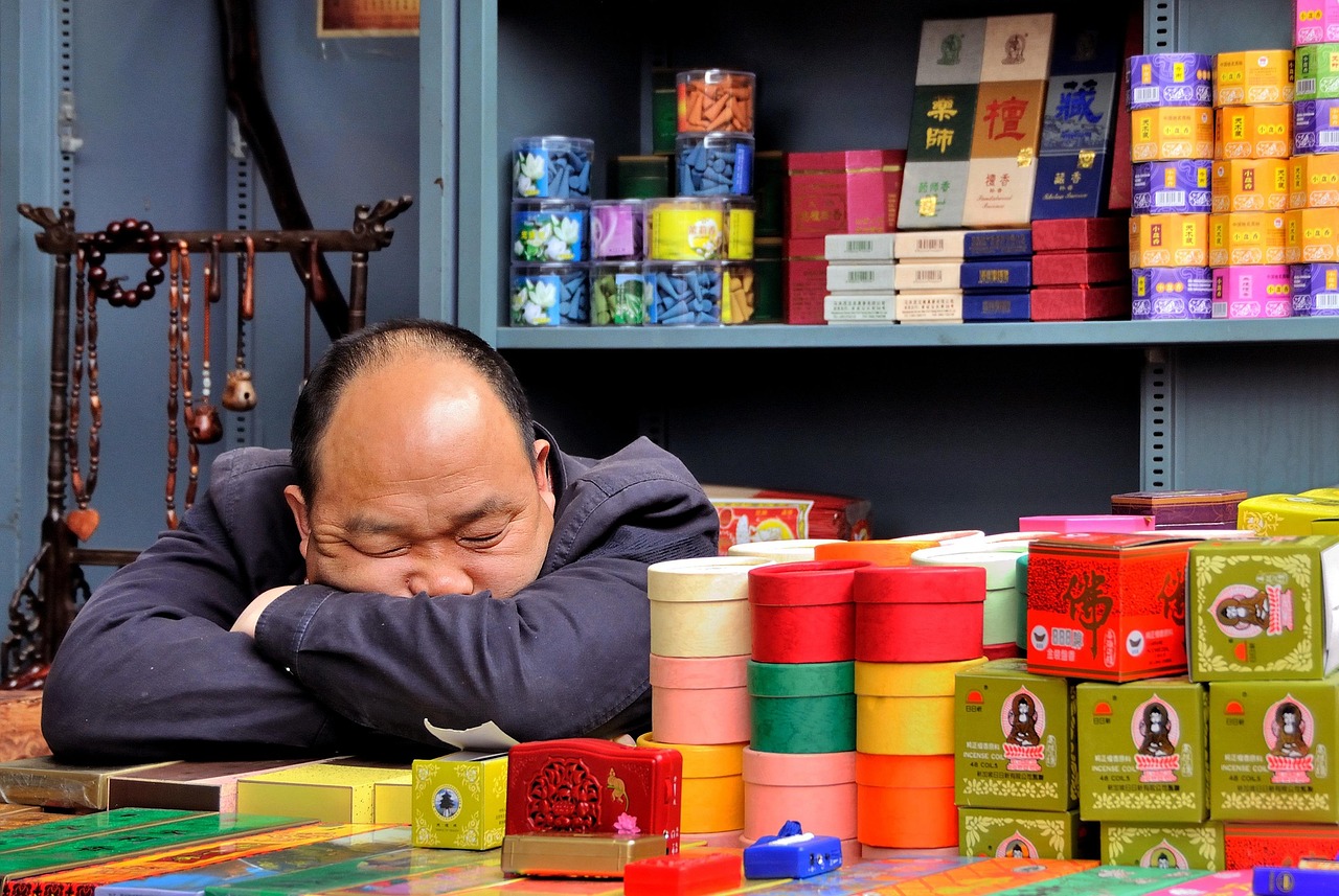 卧室点线香助眠先分清你是想睡还是想醒